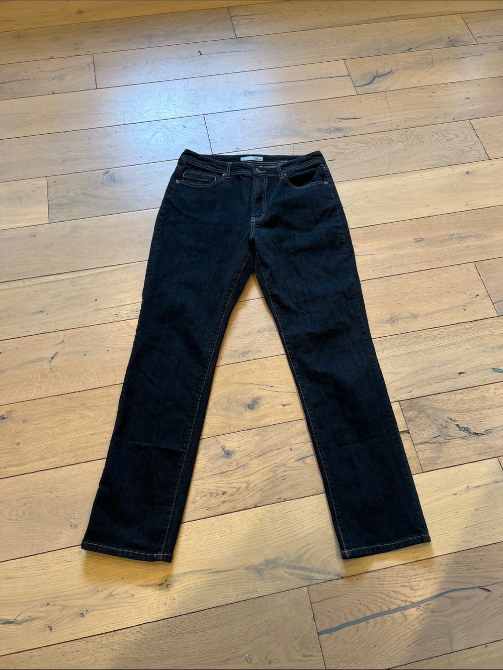 Chicos Women's Black Straight Leg Jeans, 10